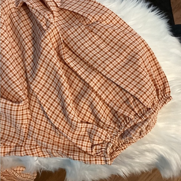 SOLD LAUREN Conrad peplum top Woman’s size XXL 
short sleeve neck Gingham che… - Picture 11 of 16